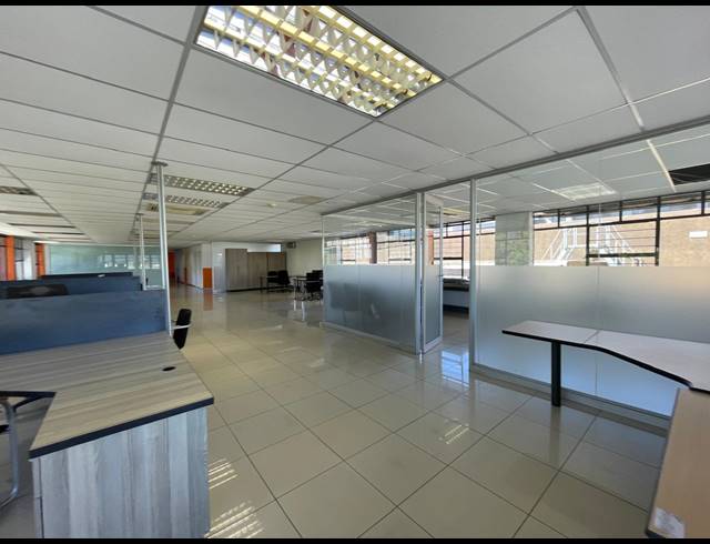 313M² OFFICE TO LET IN RIVONIA